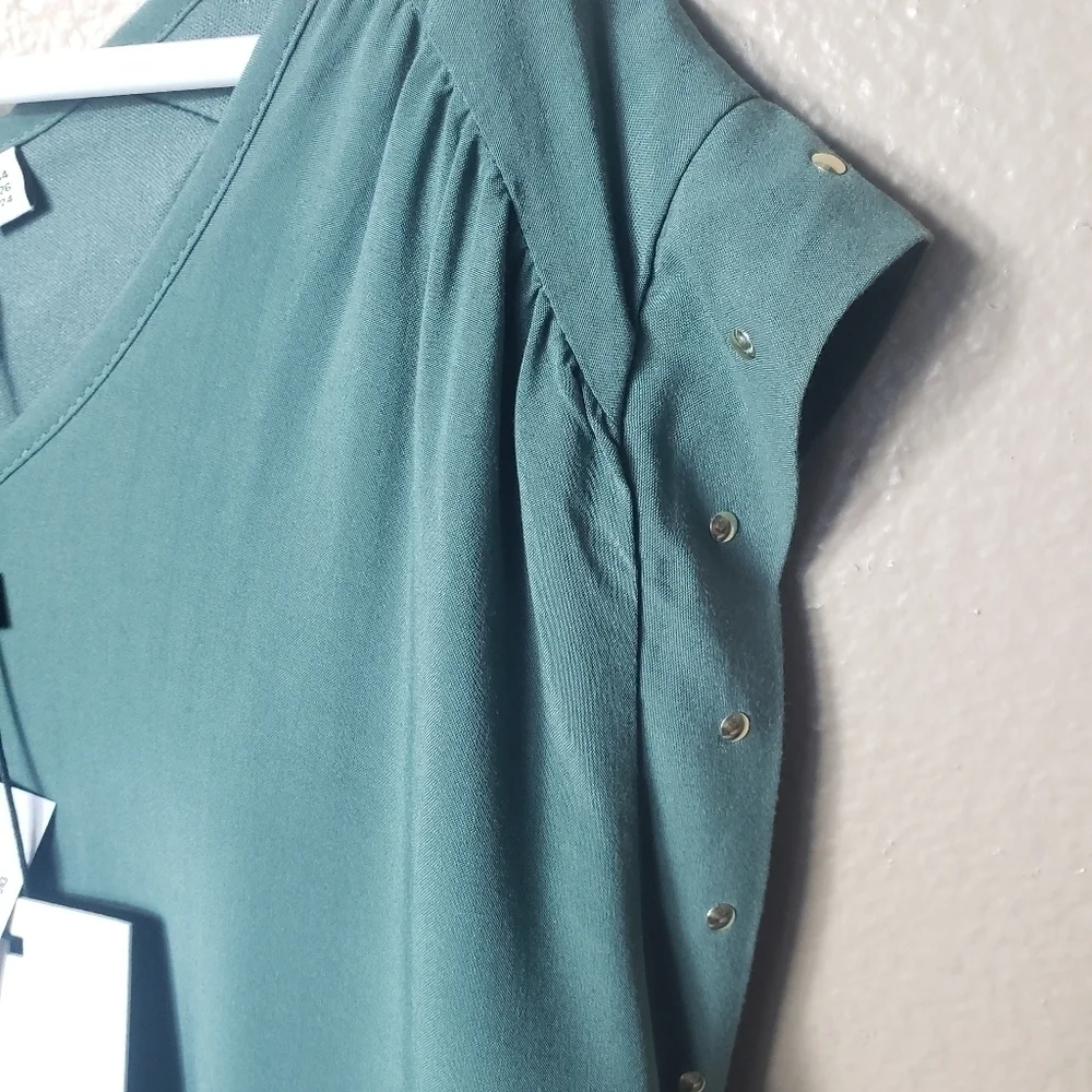 JUNAROSE JRaddy Balsam Green Romper-Size 24 (NWT)